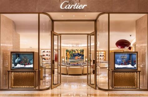 Cartier opens its doors in New Providence .